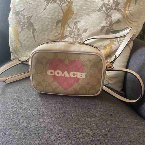 Coach Heart Mini Jamie